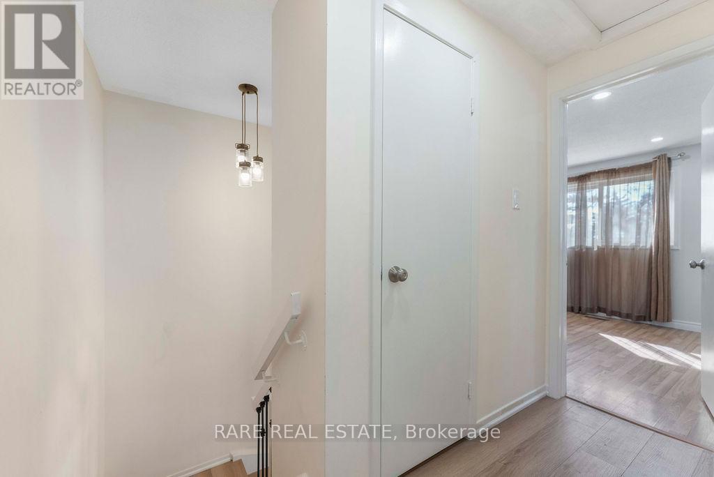 45 Fanshawe Drive, Brampton (Heart Lake West), Ontario  L6Z 1A7 - Photo 15 - W12853542