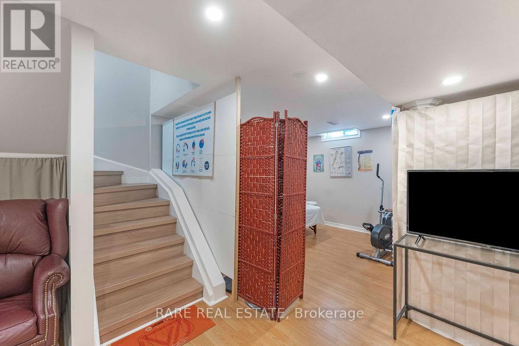 45 Fanshawe Drive, Brampton (Heart Lake West), Ontario  L6Z 1A7 - Photo 31 - W12853542