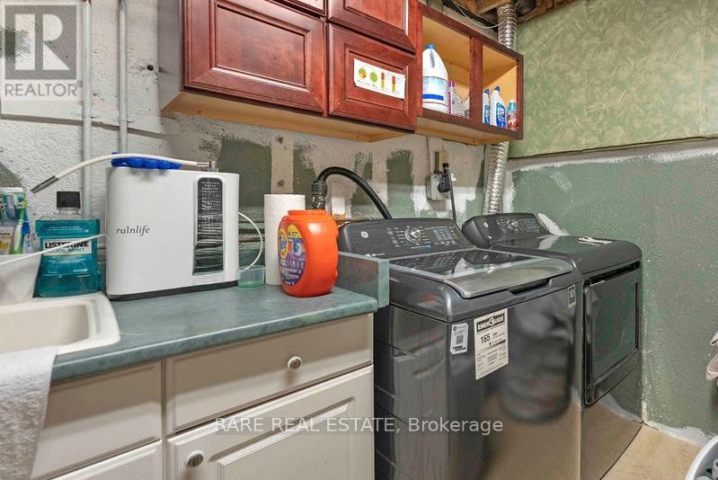 45 Fanshawe Drive, Brampton (Heart Lake West), Ontario  L6Z 1A7 - Photo 39 - W12853542