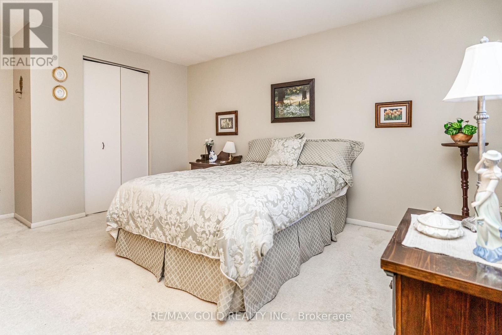 6 Eldon Court, Brampton, Ontario  L6T 2B9 - Photo 14 - W12853606