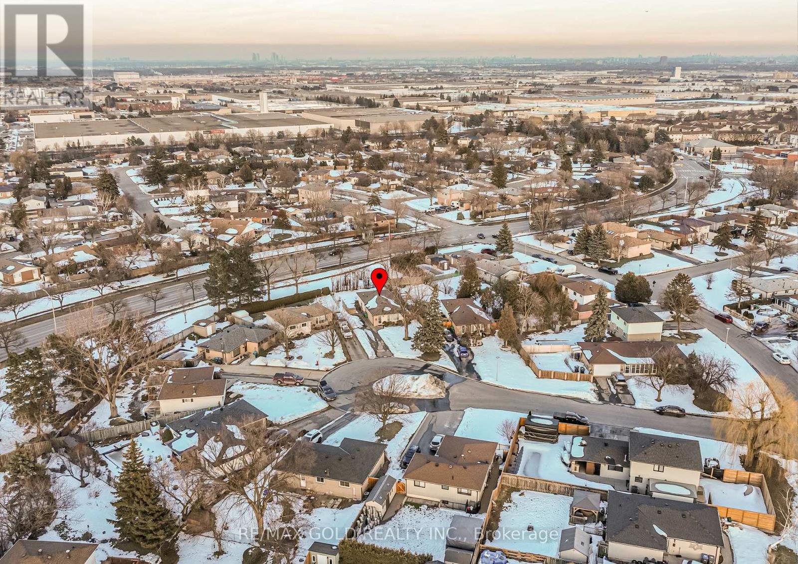 6 Eldon Court, Brampton, Ontario  L6T 2B9 - Photo 34 - W12853606