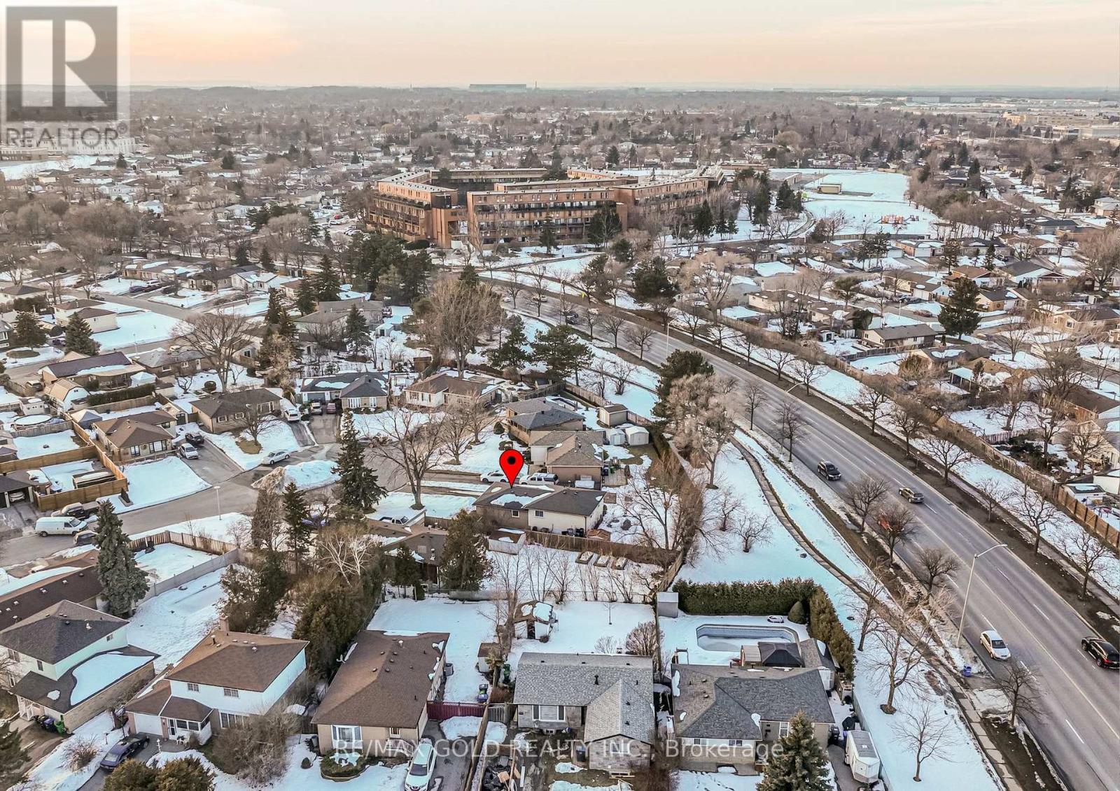 6 Eldon Court, Brampton, Ontario  L6T 2B9 - Photo 37 - W12853606