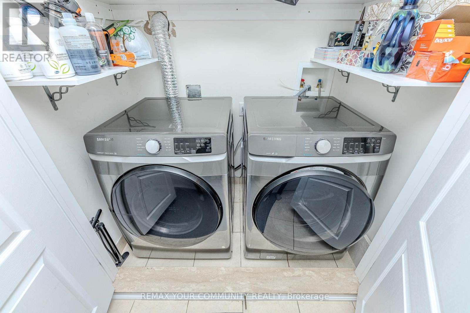 5 - 149 Isaac Devins Boulevard, Toronto, Ontario  M9M 0C5 - Photo 8 - W12853652