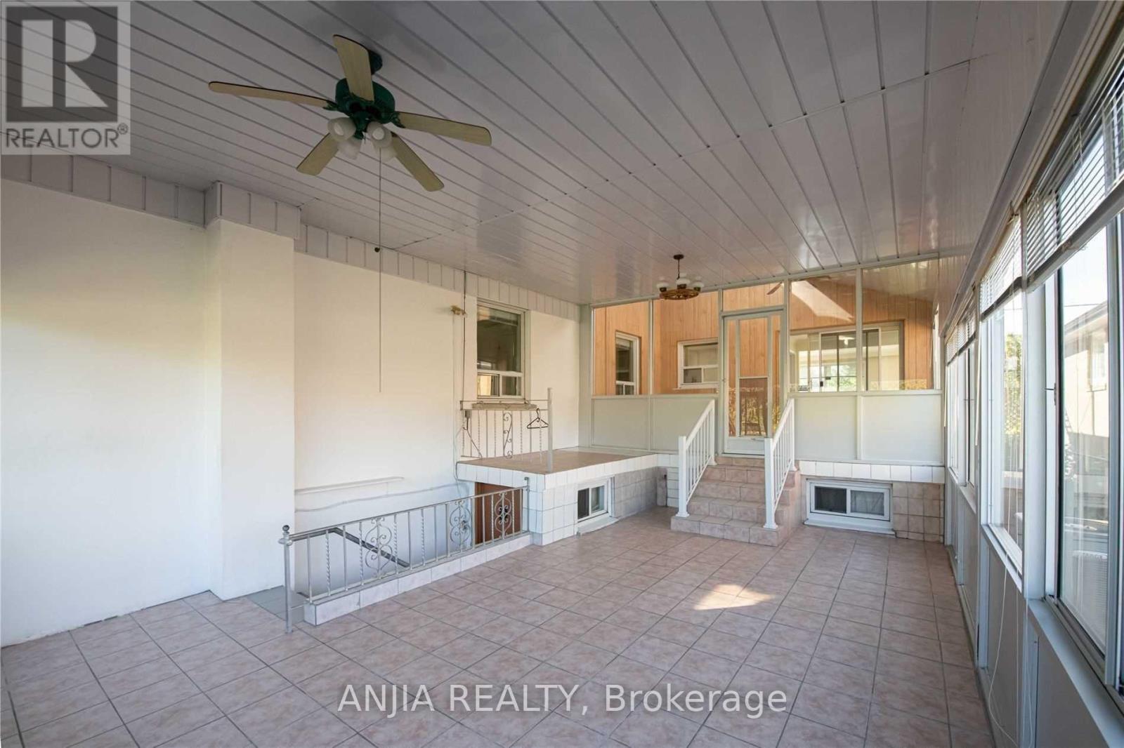 148 Katherine Road, Toronto, Ontario  M3K 1J2 - Photo 2 - W12853664