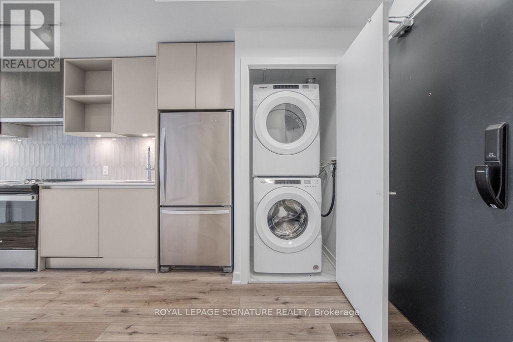 418 - 395 Dundas Street W, Oakville, Ontario  L6M 5R8 - Photo 10 - W12853672