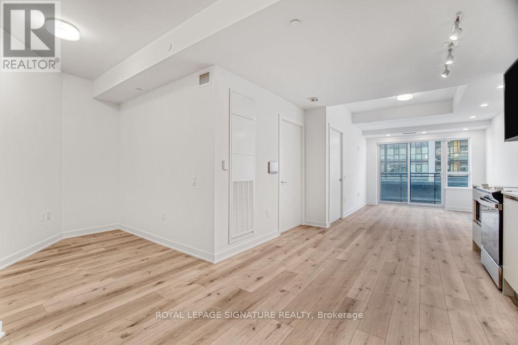 418 - 395 Dundas Street W, Oakville, Ontario  L6M 5R8 - Photo 13 - W12853672