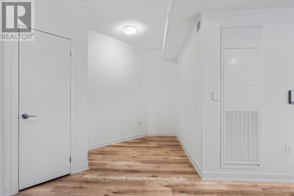 418 - 395 Dundas Street W, Oakville, Ontario  L6M 5R8 - Photo 14 - W12853672