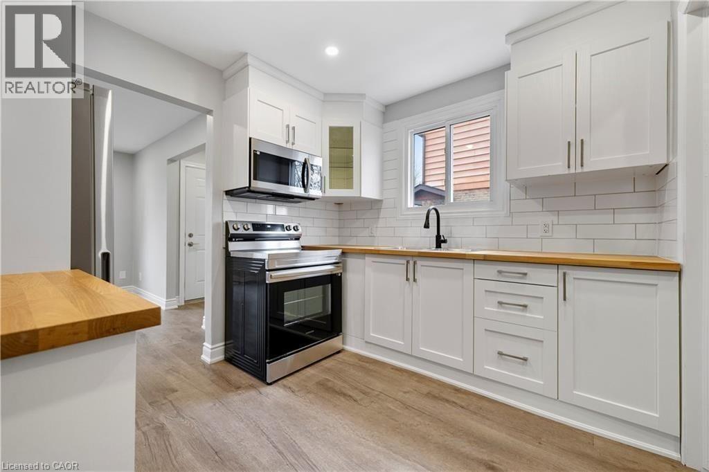 8059 Aintree Drive Unit# A, Niagara Falls, Ontario  L2H 1V3 - Photo 2 - 40809795