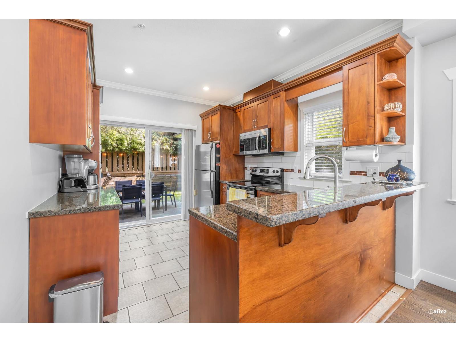 9 19977 71 Avenue, Langley, British Columbia  V2Y 2Z4 - Photo 9 - R3093450