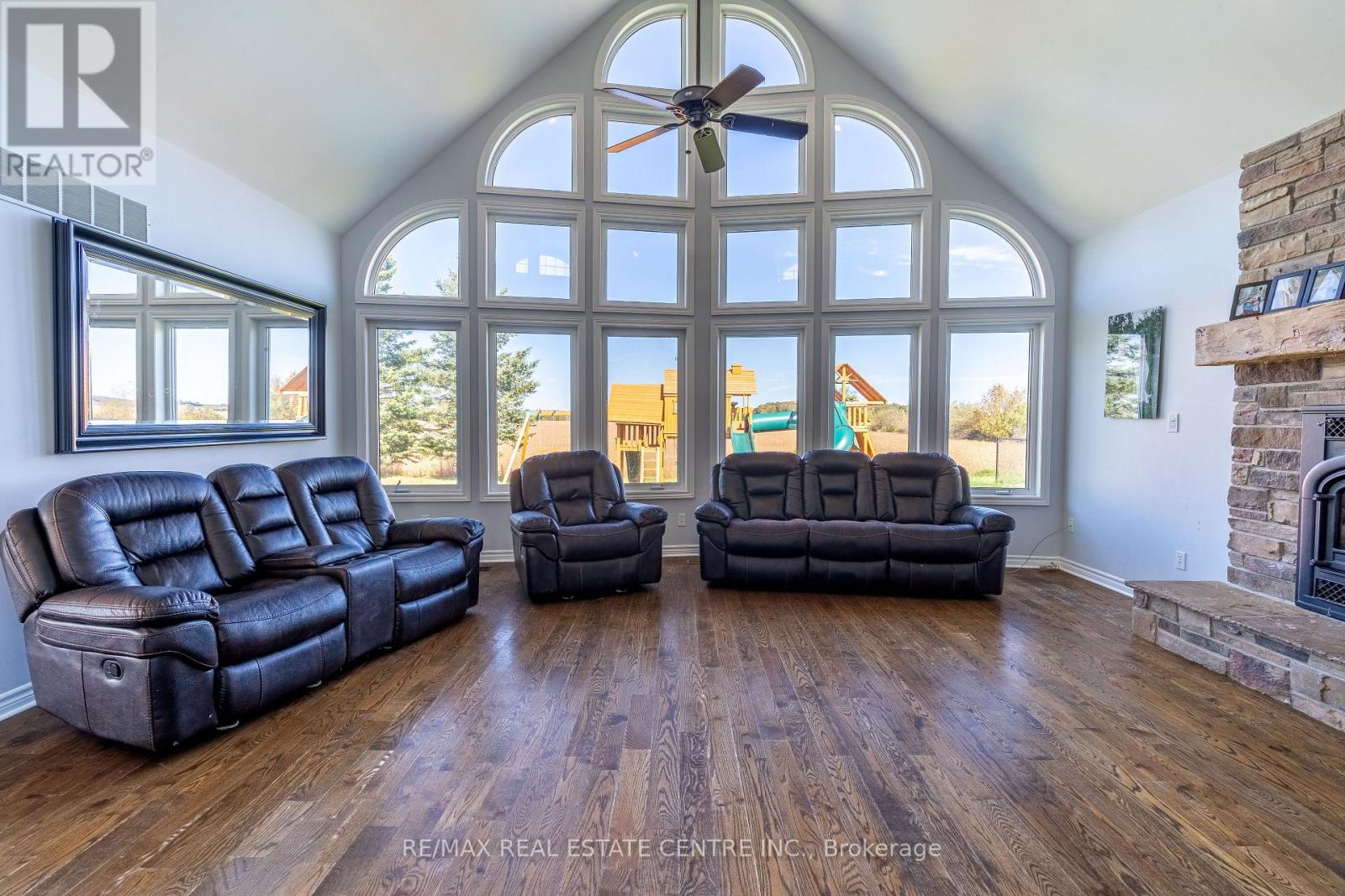 321311 Concession 6-7 Road, East Luther Grand Valley, Ontario  L9W 0W8 - Photo 8 - X12852844