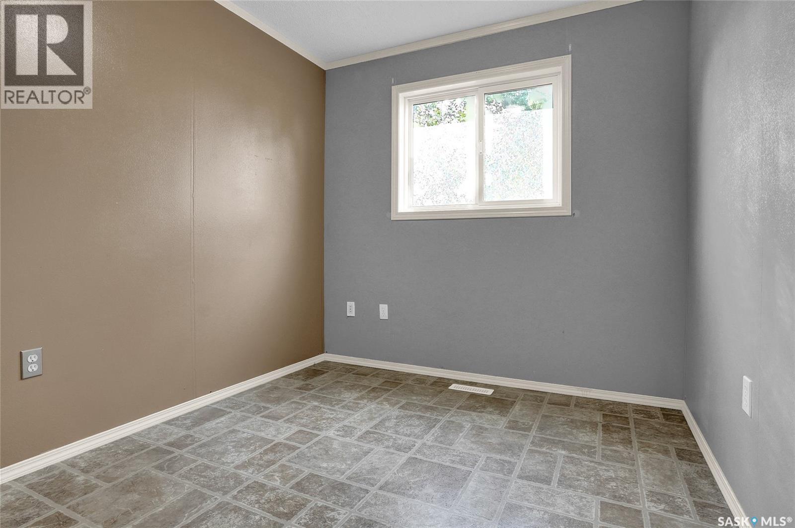 F2 1455 9th Avenue Ne, Moose Jaw, Saskatchewan  S6J 1C6 - Photo 17 - SK029727