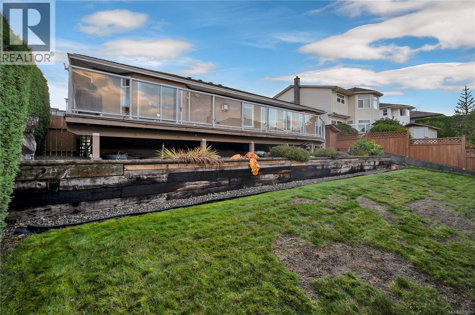 756 Bowen Dr, Campbell River, British Columbia  V9H 1S2 - Photo 4 - 1028003