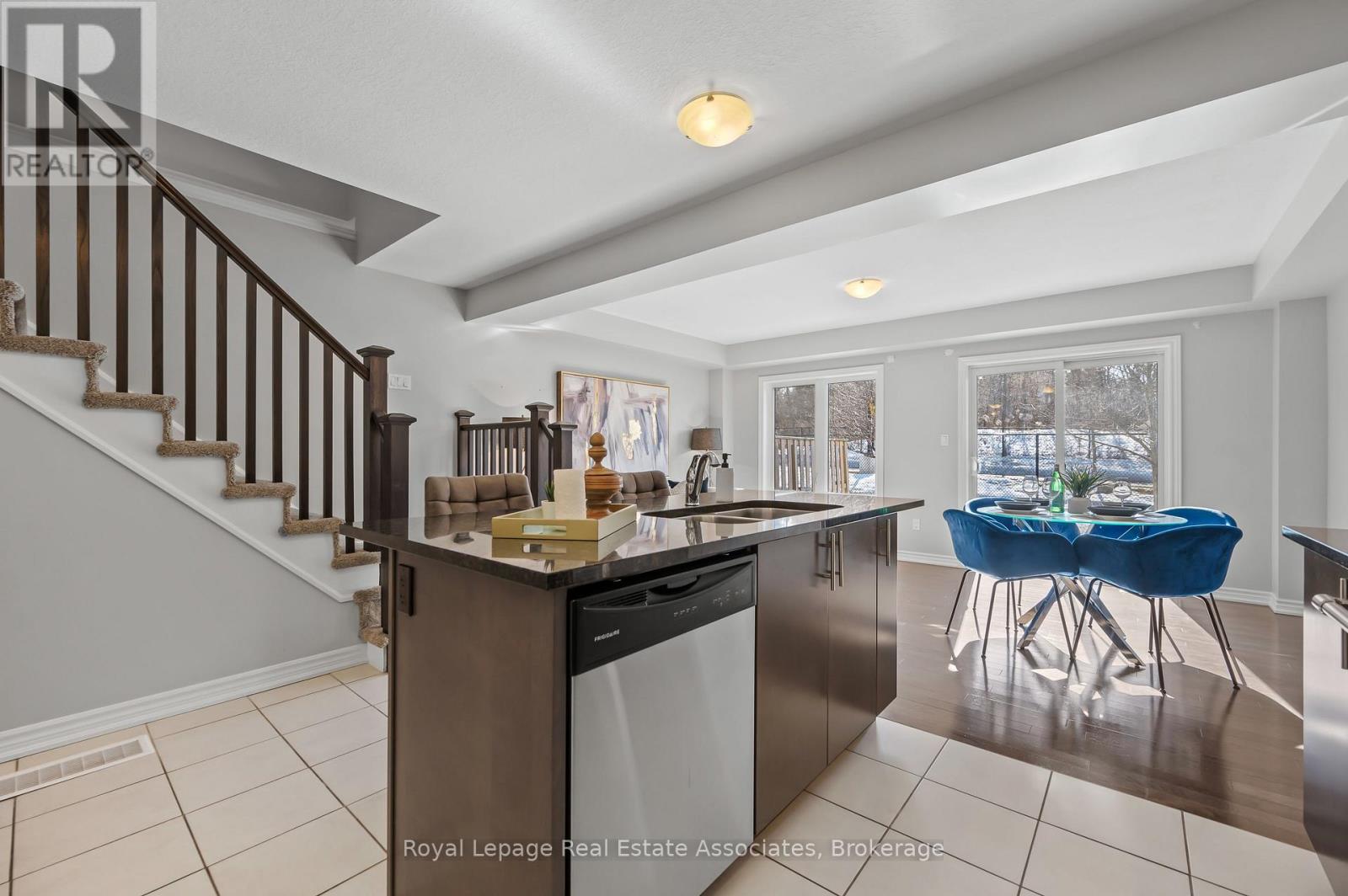 70 Hawkins Drive, Guelph, Ontario  N1L 0M7 - Photo 11 - X12853400