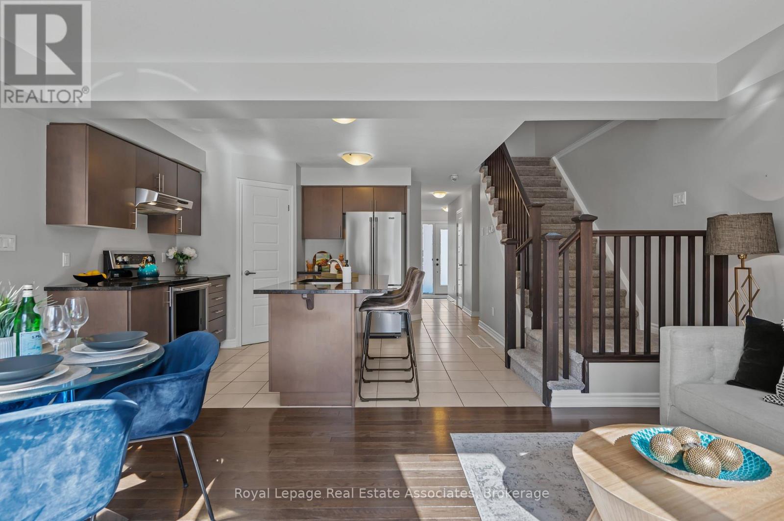 70 Hawkins Drive, Guelph, Ontario  N1L 0M7 - Photo 7 - X12853400