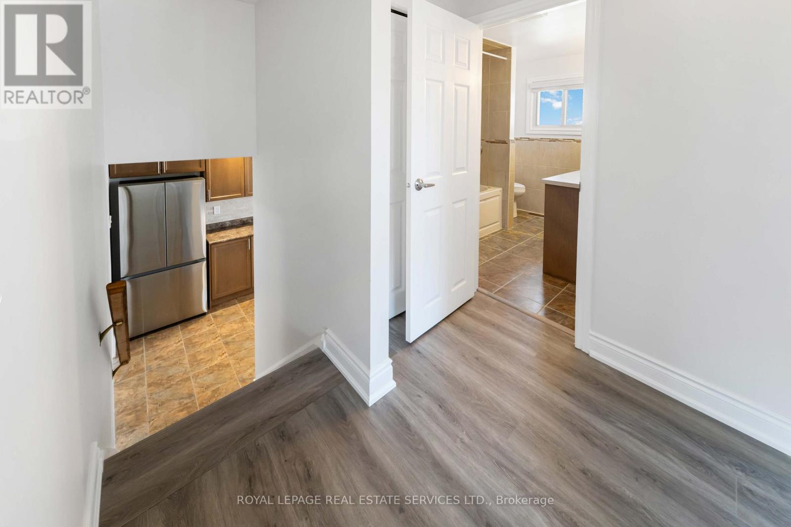 9 Isaac Court, Hamilton, Ontario  L8K 4G5 - Photo 19 - X12853406