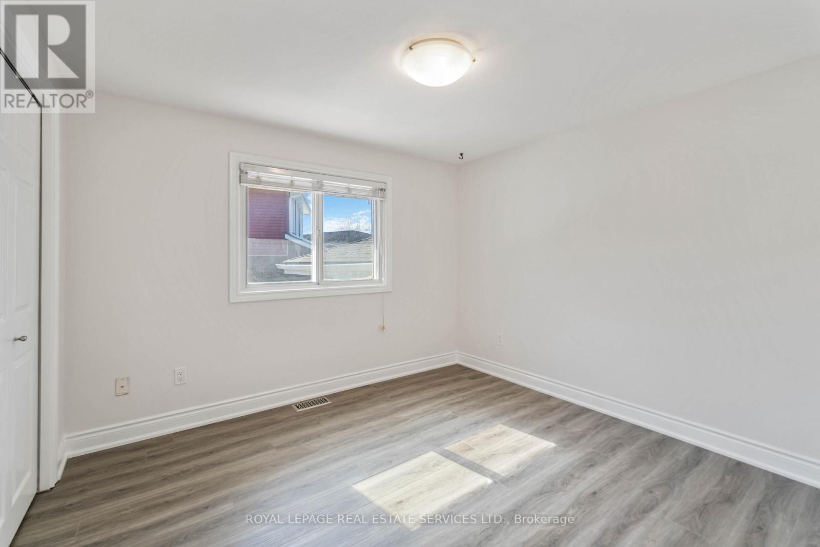 9 Isaac Court, Hamilton, Ontario  L8K 4G5 - Photo 23 - X12853406