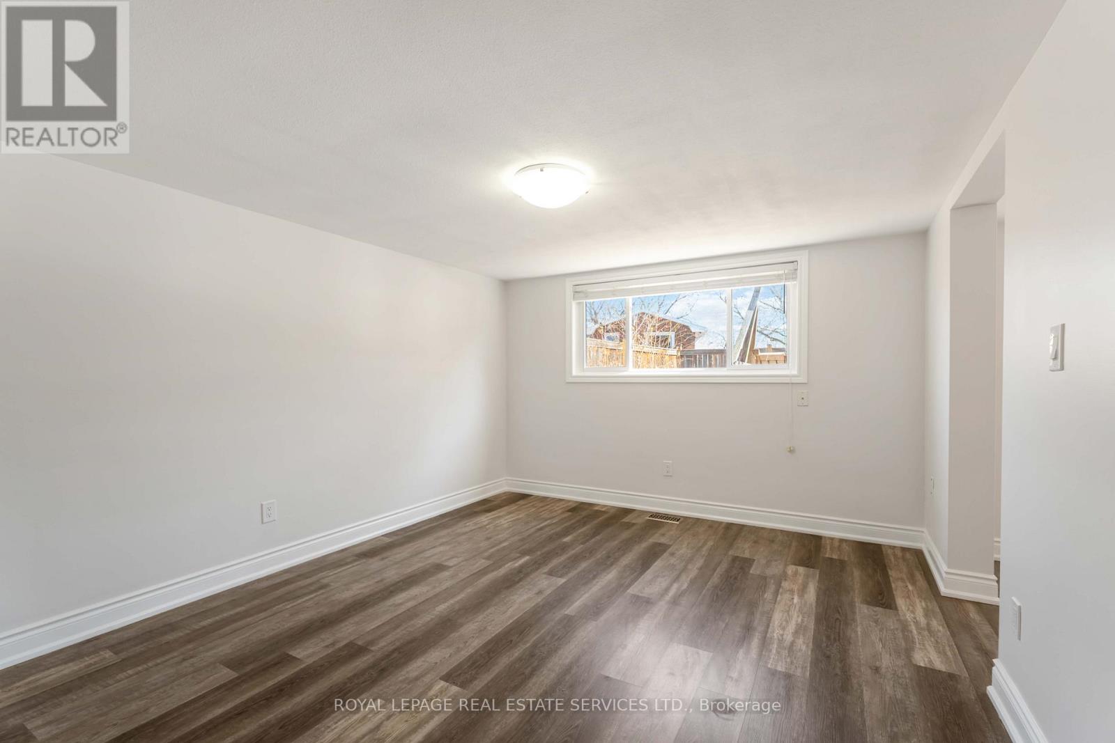 9 Isaac Court, Hamilton, Ontario  L8K 4G5 - Photo 29 - X12853406