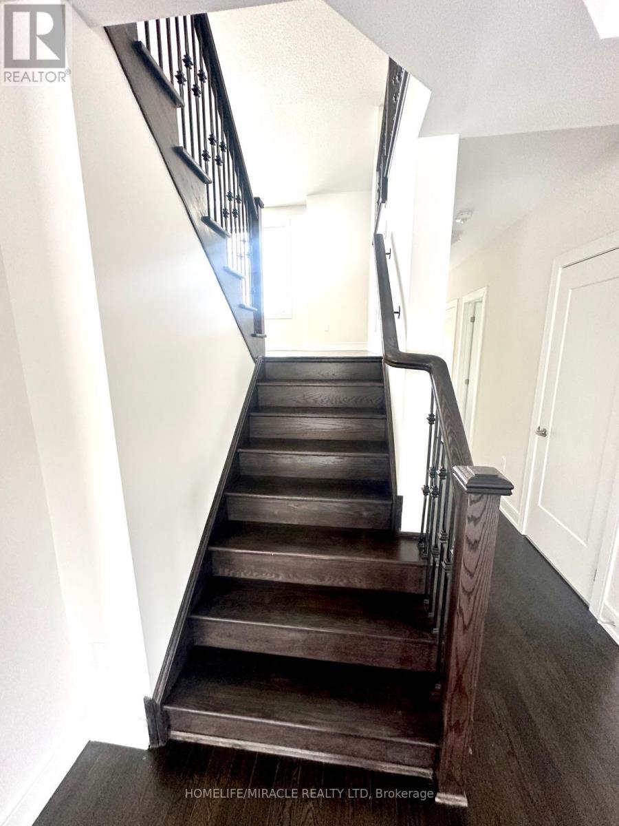 39 Ferguson Street, Erin, Ontario  N0B 1T0 - Photo 3 - X12853458