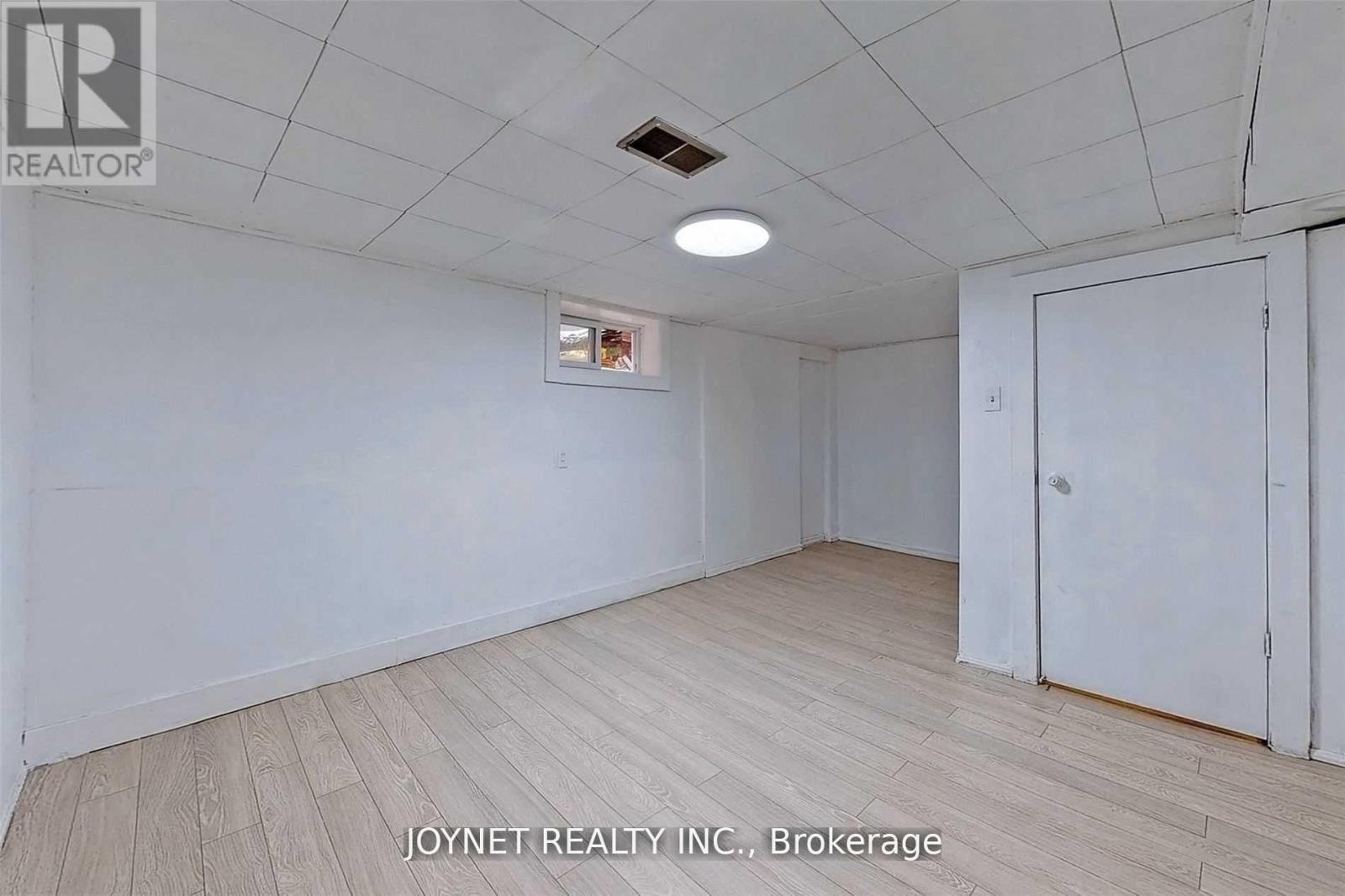 68 Barclay Street, Hamilton, Ontario  L8S 1P4 - Photo 17 - X12853530