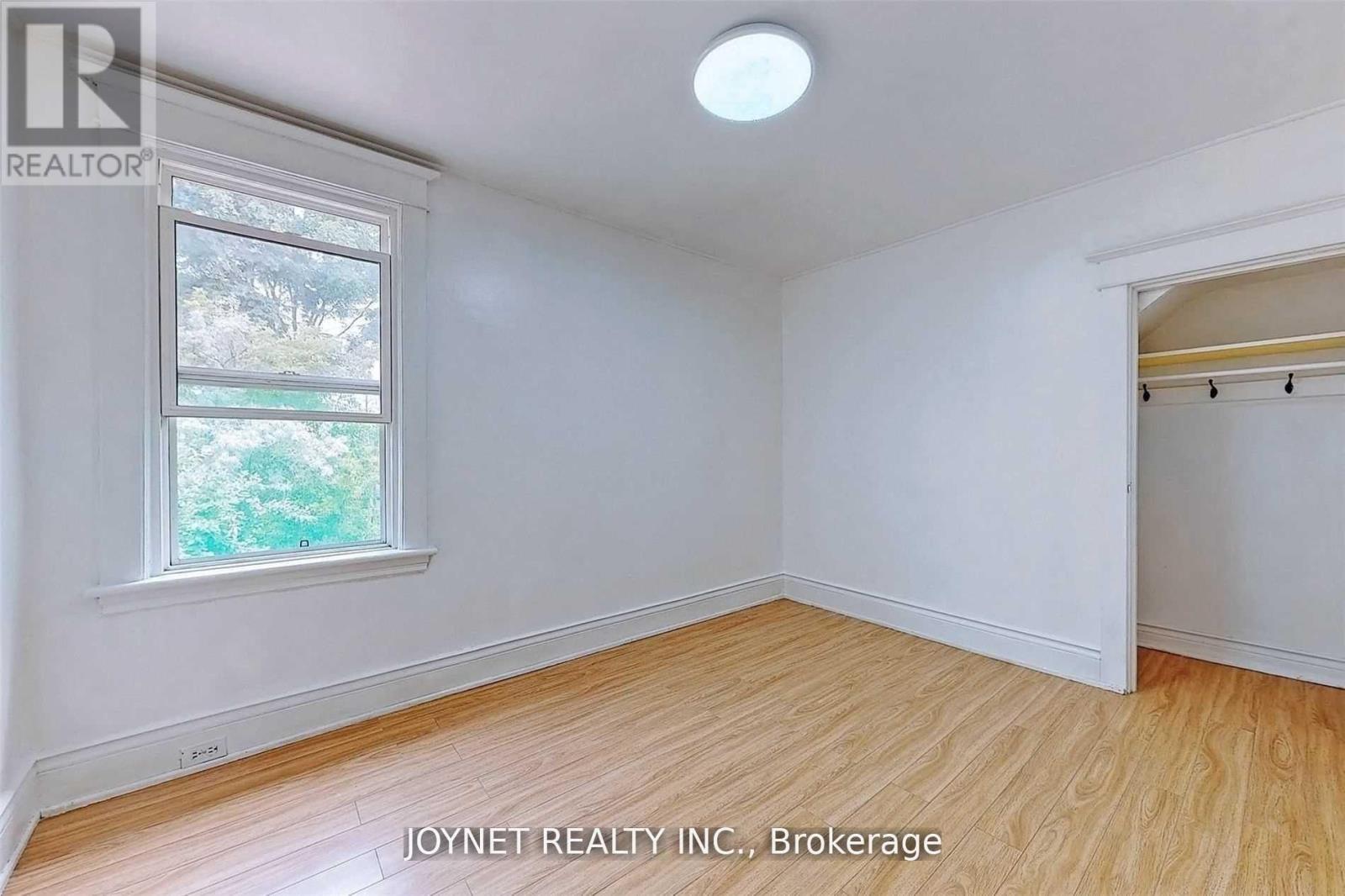 68 Barclay Street, Hamilton, Ontario  L8S 1P4 - Photo 9 - X12853530