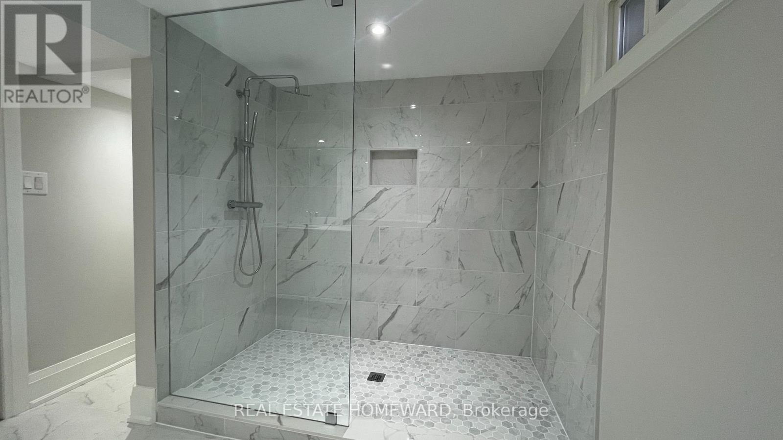 33 Strathcona Drive, St. Catharines, Ontario  L2M 2A8 - Photo 21 - X12853562