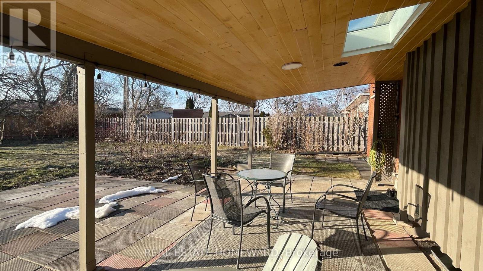 33 Strathcona Drive, St. Catharines, Ontario  L2M 2A8 - Photo 28 - X12853562