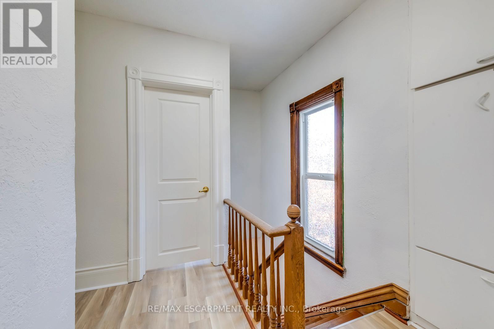 4456 Ellis Street, Niagara Falls, Ontario  L2E 1H4 - Photo 21 - X12853610