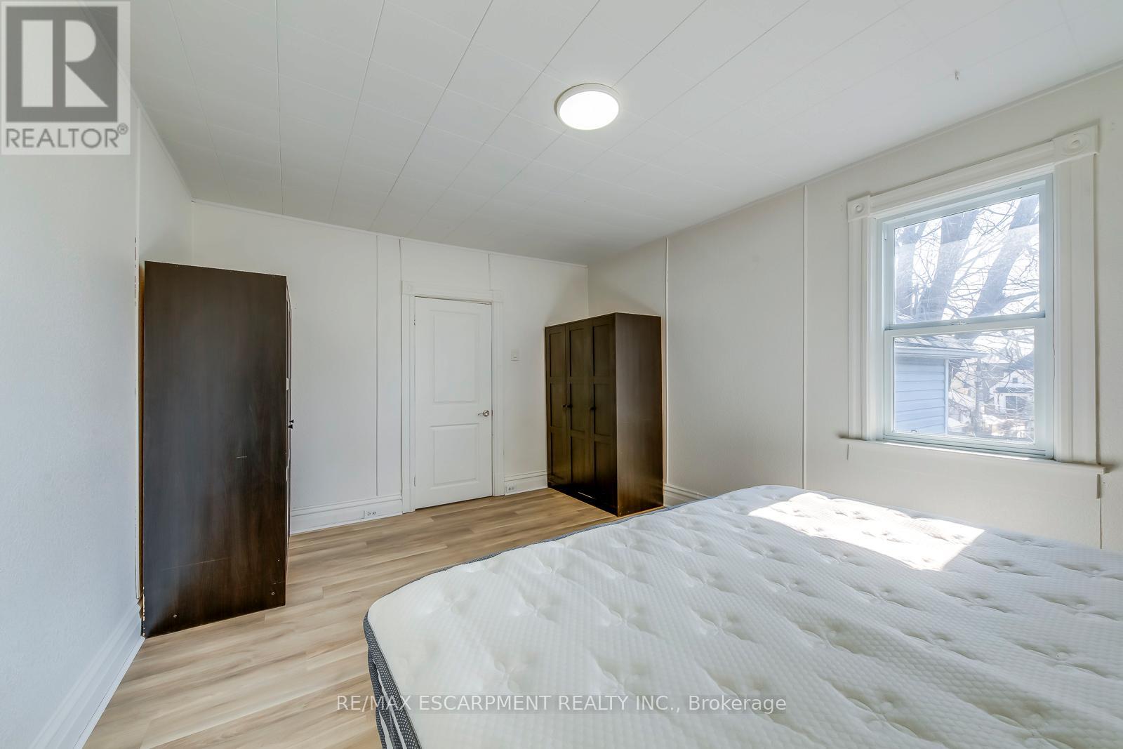 4456 Ellis Street, Niagara Falls, Ontario  L2E 1H4 - Photo 29 - X12853610