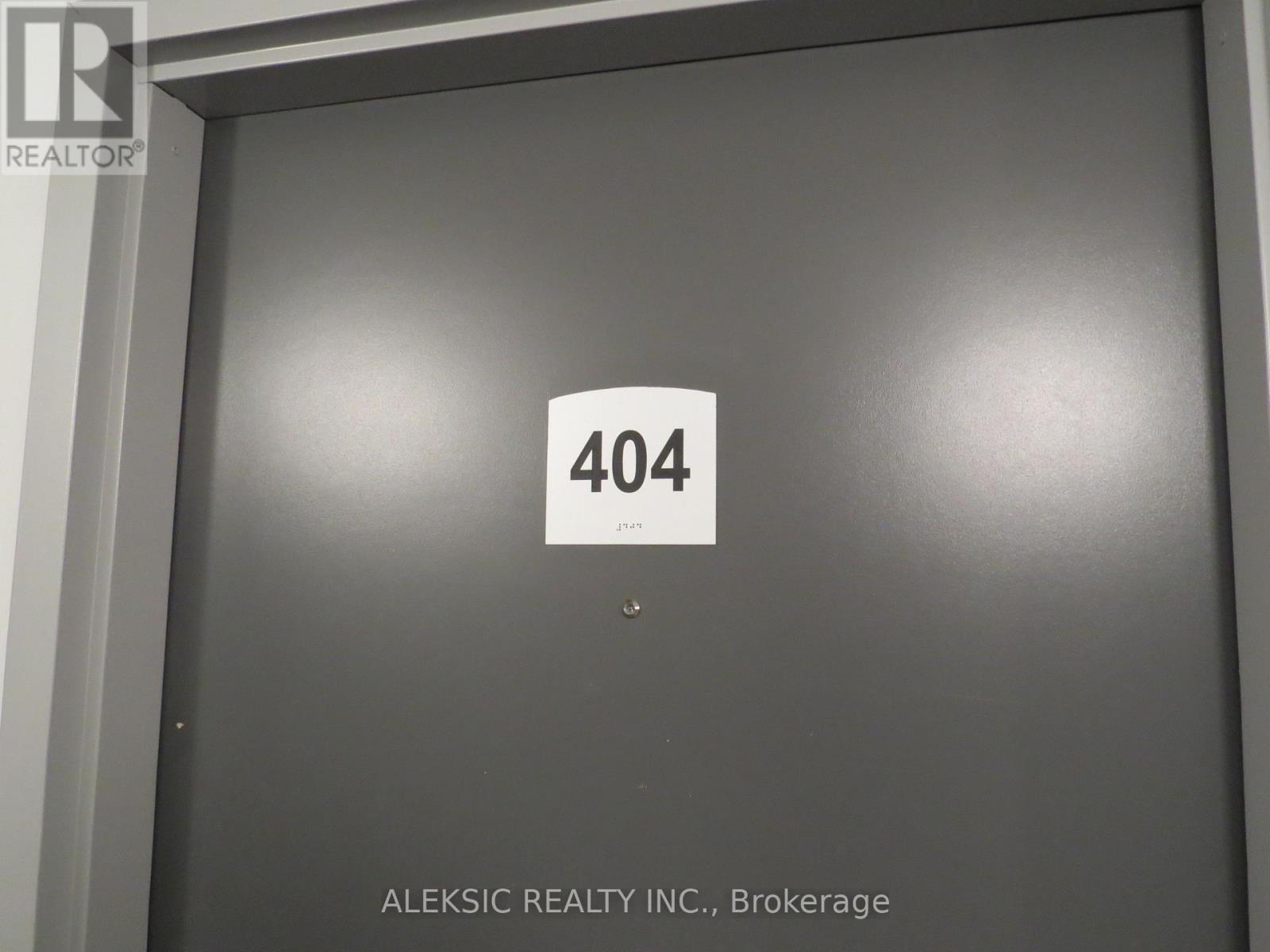 H404 - 275 Larch Street, Waterloo, Ontario  N2L 3R2 - Photo 4 - X12853670