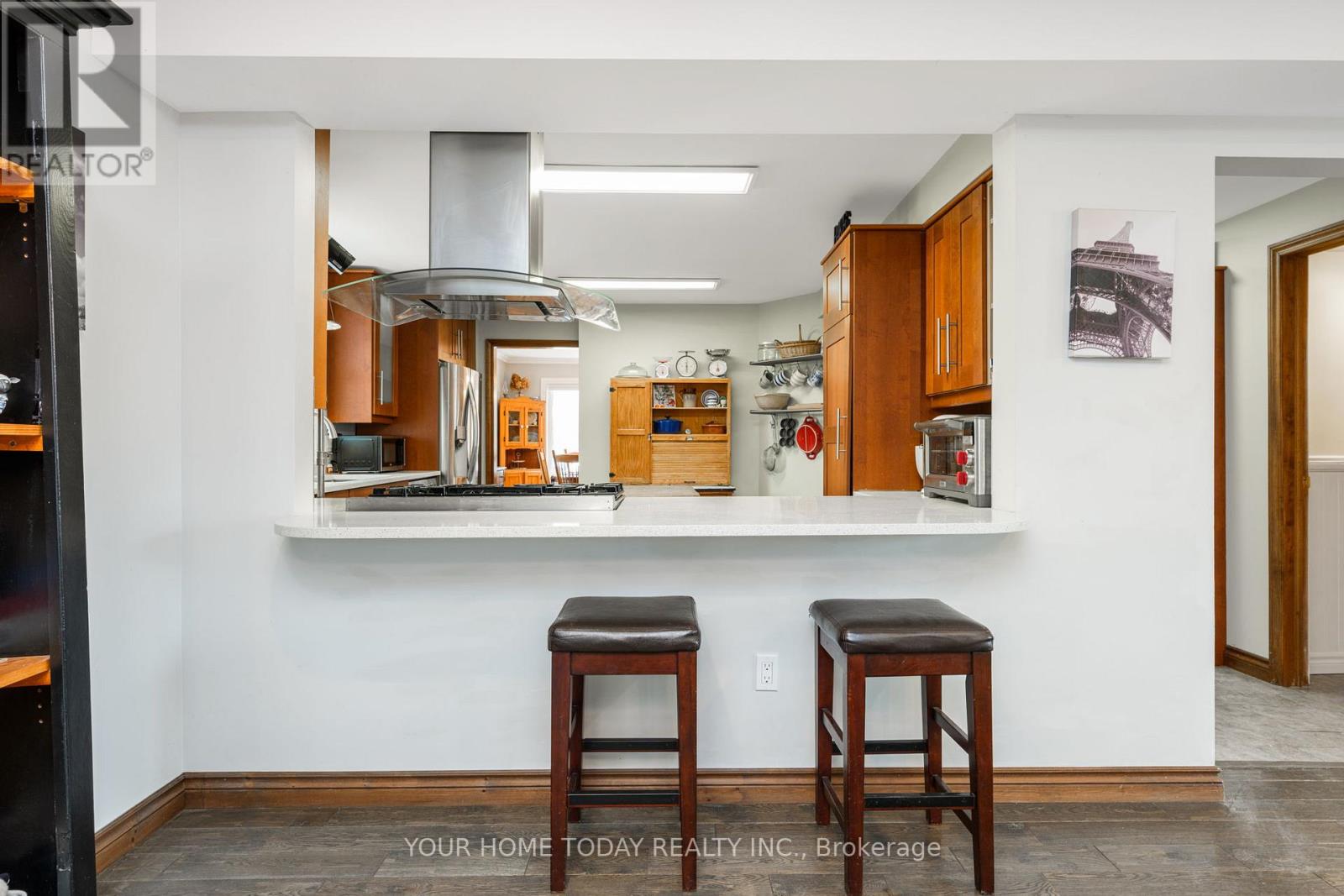 20 Elgin Street, Halton Hills (Georgetown), Ontario  L7G 3M3 - Photo 12 - W12805924