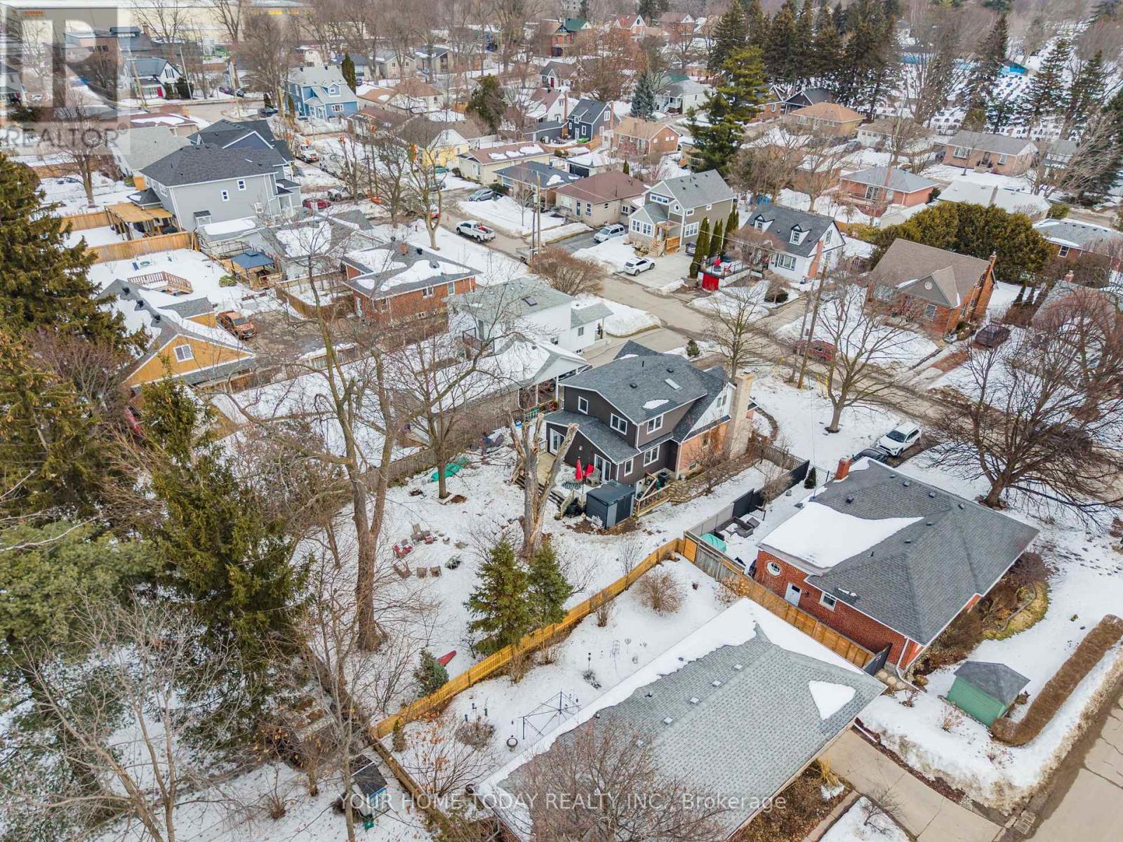 20 Elgin Street, Halton Hills (Georgetown), Ontario  L7G 3M3 - Photo 47 - W12805924