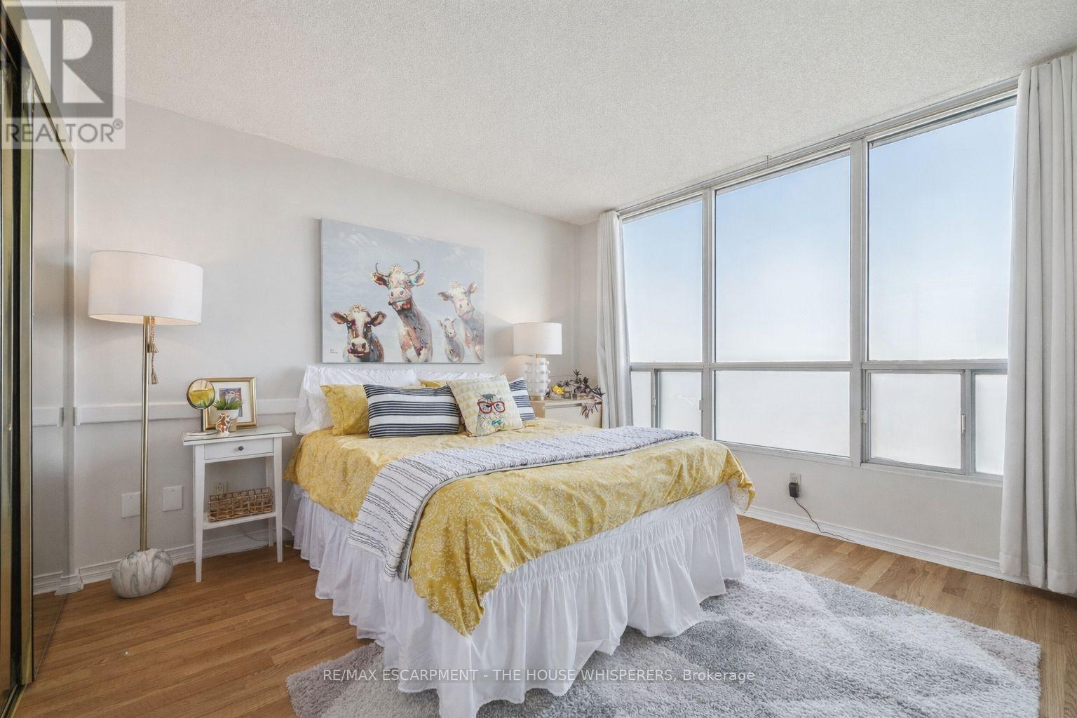 701 - 100 Millside Drive, Milton, Ontario  L9T 5E2 - Photo 27 - W12852436