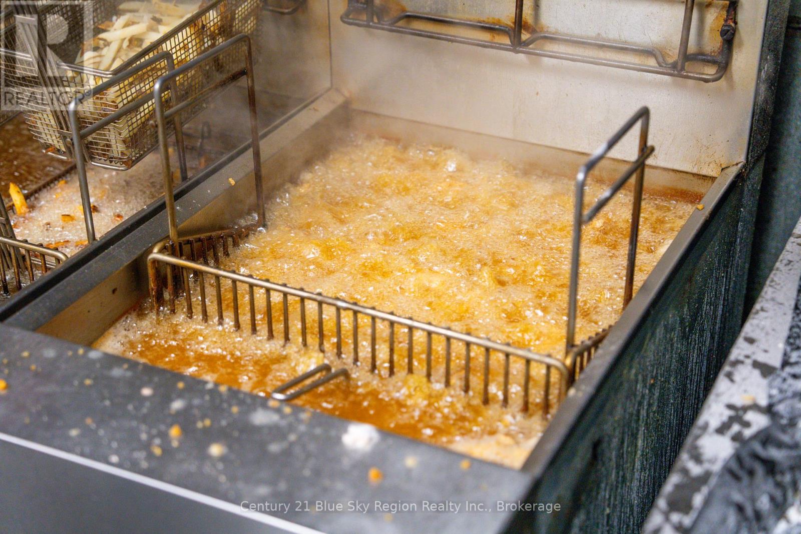 134 Main Street E, North Bay, Ontario  P1B 1A8 - Photo 38 - X12853786