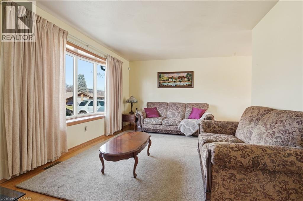 55 Champlain Avenue, Hamilton, Ontario  L8G 2H5 - Photo 7 - 40810129