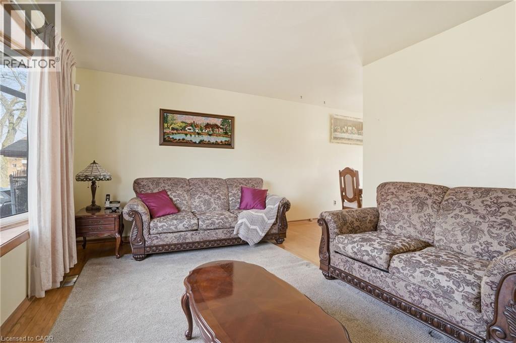 55 Champlain Avenue, Hamilton, Ontario  L8G 2H5 - Photo 8 - 40810129