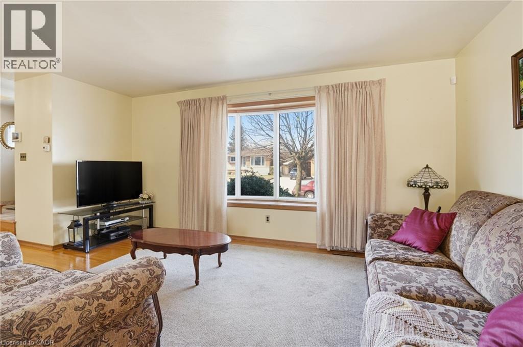 55 Champlain Avenue, Hamilton, Ontario  L8G 2H5 - Photo 9 - 40810129