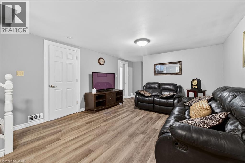 4569 Mitchell Avenue, Niagara Falls, Ontario  L2E 6R6 - Photo 24 - 40809950