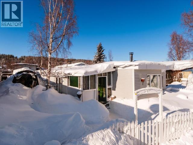 207-200 Lobird Road, Whitehorse, Yukon  Y1A 5V4 - Photo 1 - 17092