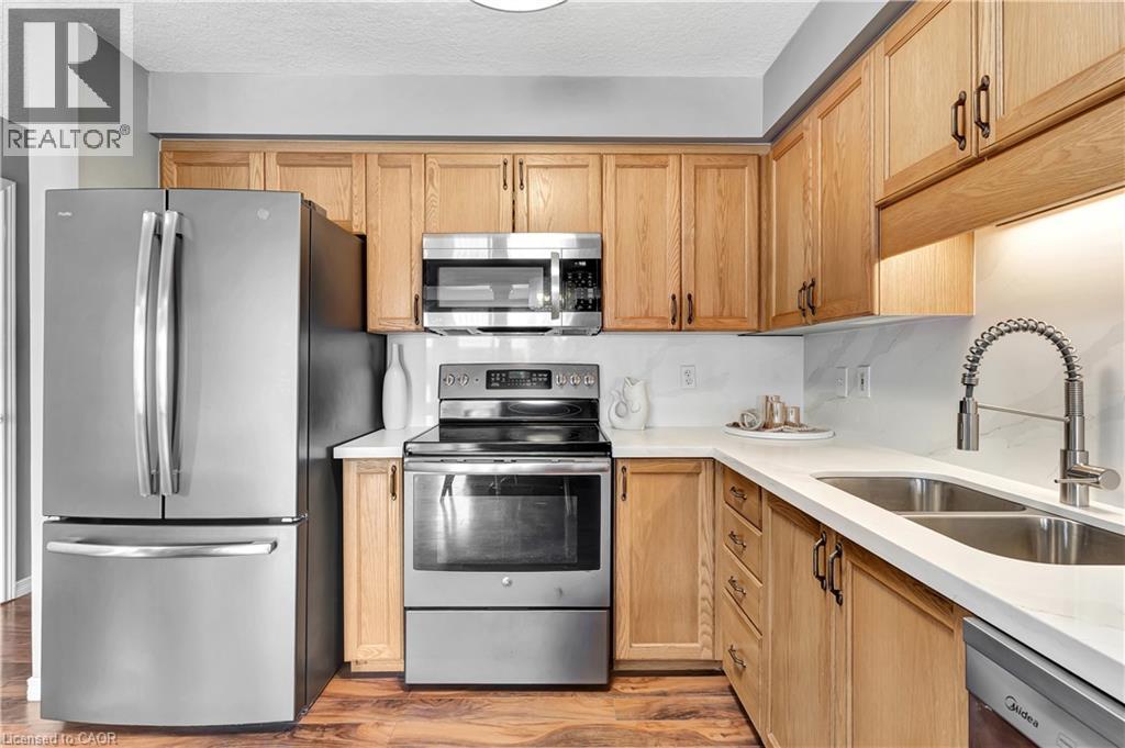 477 Activa Avenue, Kitchener, Ontario  N2E 4C1 - Photo 13 - 40808715