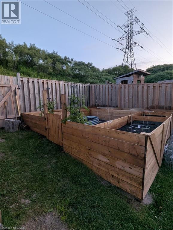 477 Activa Avenue, Kitchener, Ontario  N2E 4C1 - Photo 42 - 40808715