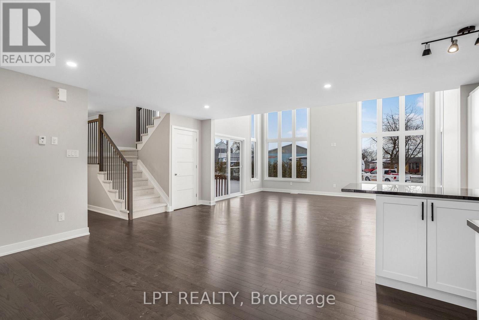 945 Katia Street, The Nation, Ontario  K0A 2M0 - Photo 7 - X12853770