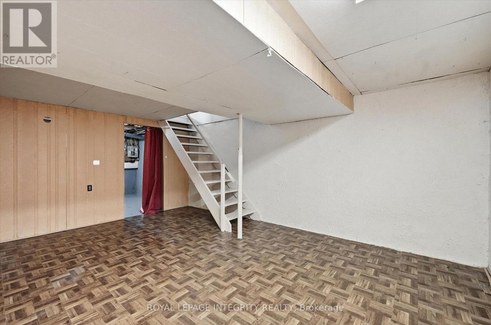 5 - 228 Millroad Way, Ottawa, Ontario  K1E 2C9 - Photo 32 - X12853794