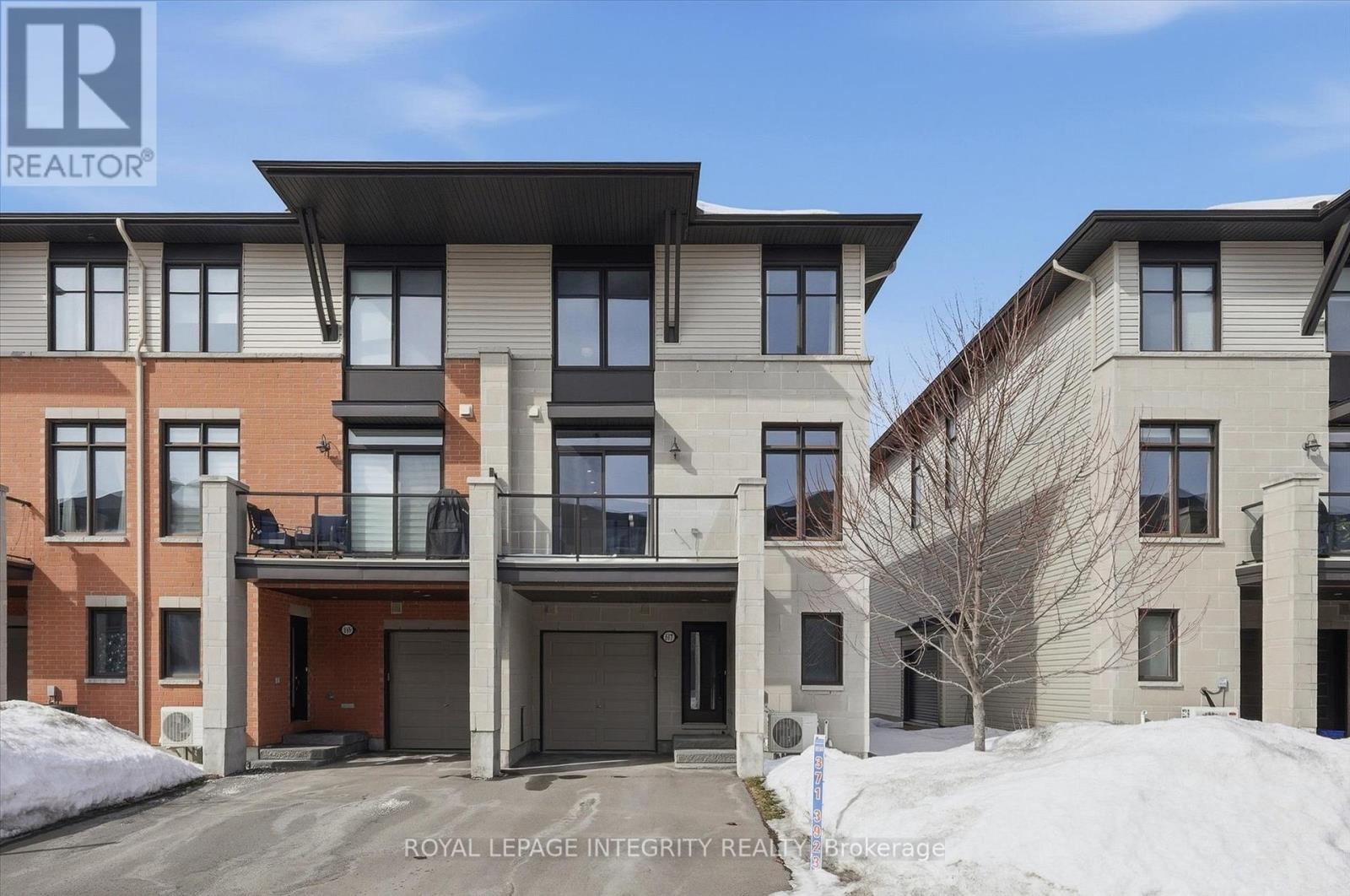 517 STADACONE ROW, Ottawa, Ontario