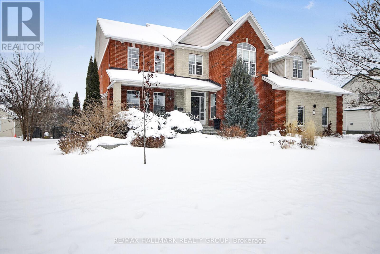13 BEECHGROVE GARDENS, Ottawa, Ontario