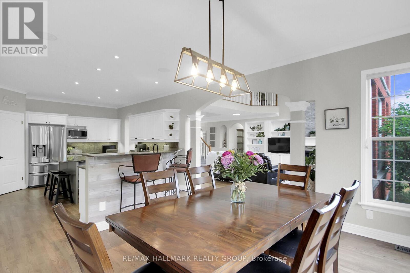 13 Beechgrove Gardens, Ottawa, Ontario  K2S 1W5 - Photo 10 - X12853870