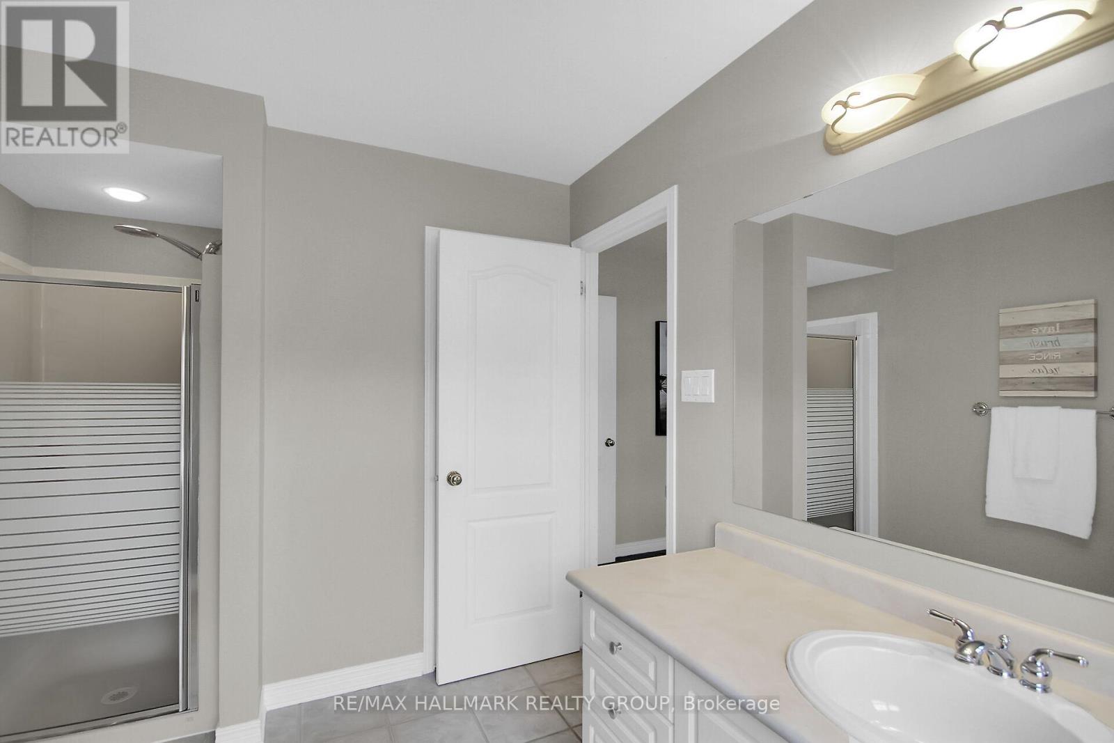 13 Beechgrove Gardens, Ottawa, Ontario  K2S 1W5 - Photo 30 - X12853870