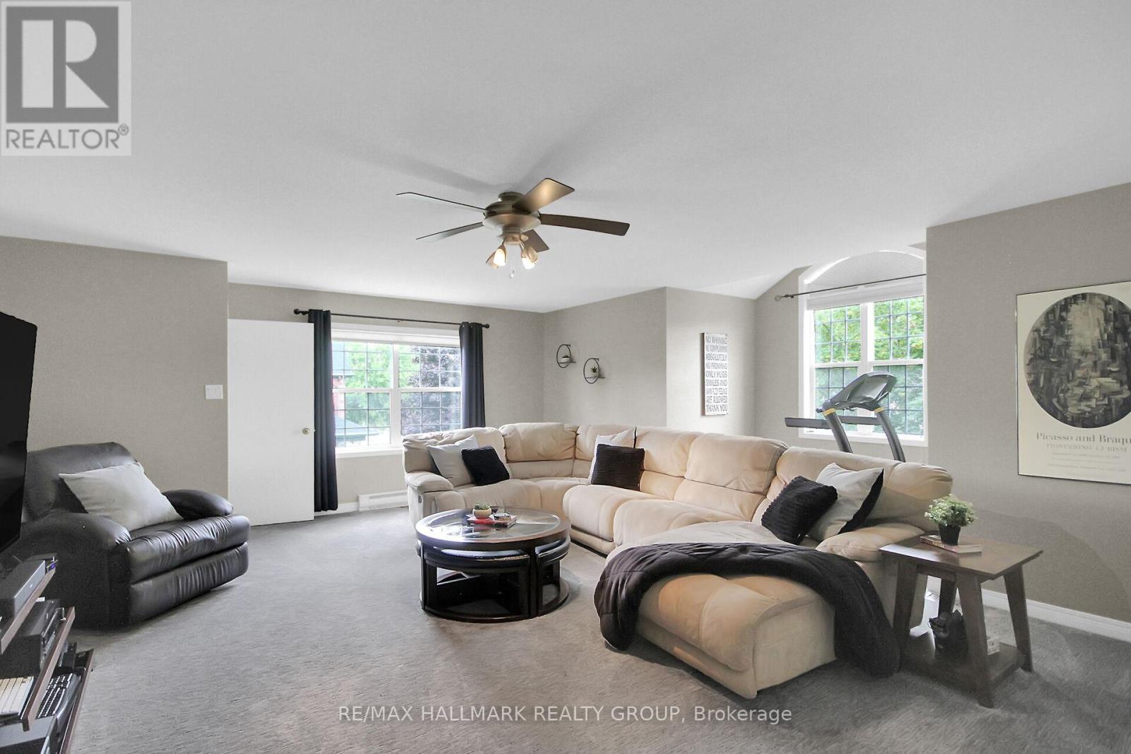 13 Beechgrove Gardens, Ottawa, Ontario  K2S 1W5 - Photo 35 - X12853870