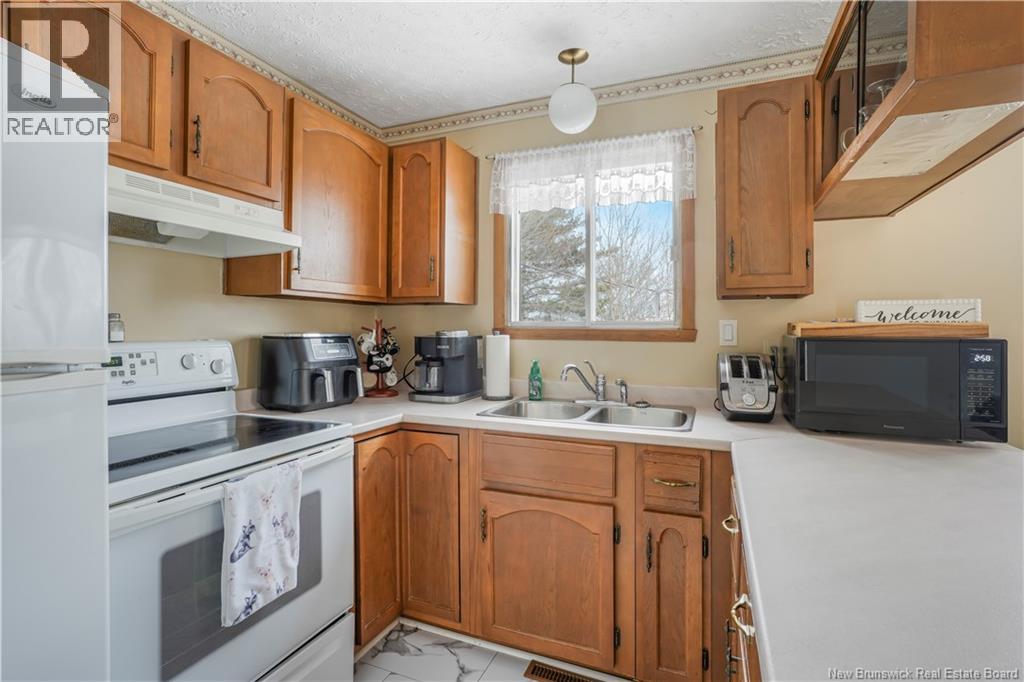 85 Flemming Road, Fredericton, New Brunswick  E3B 5J8 - Photo 11 - NB134400