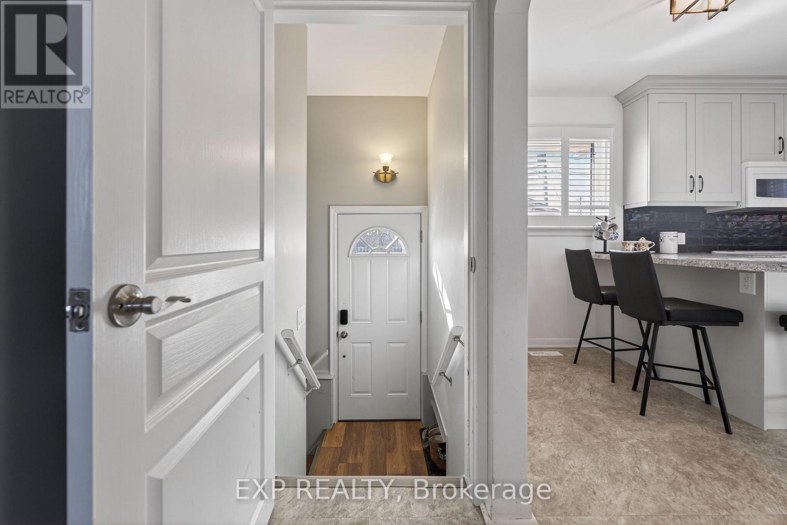 55 Parkdale Drive, Thorold, Ontario  L2V 2N7 - Photo 21 - X12853820