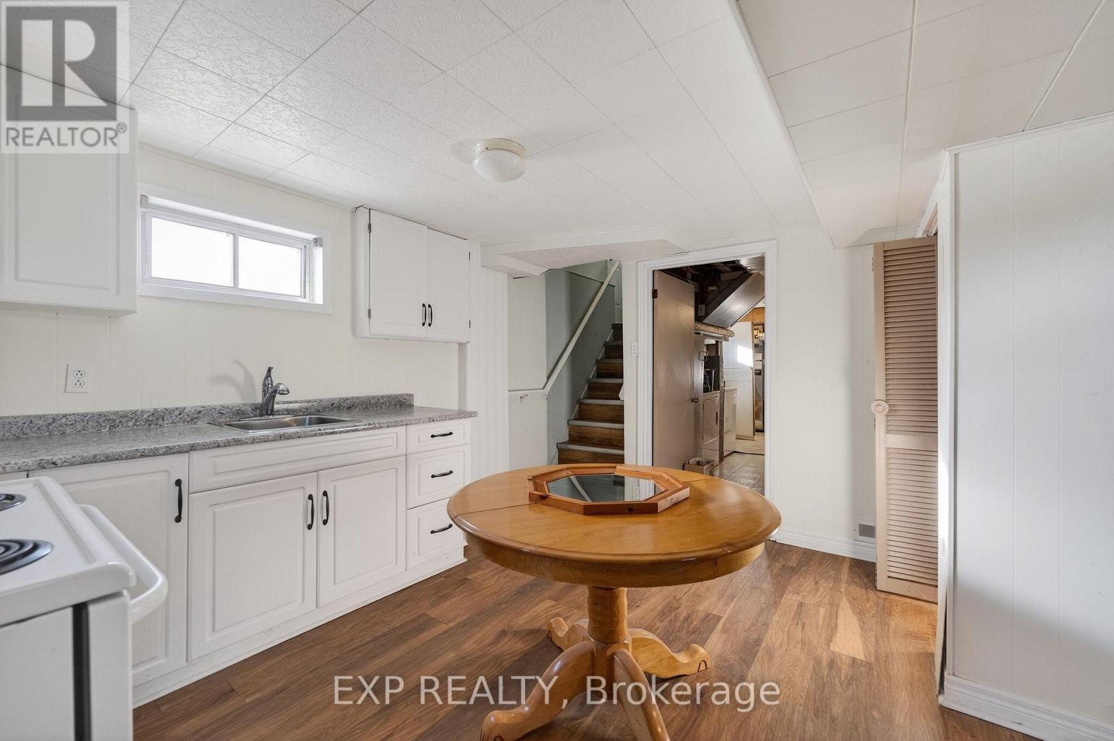 55 Parkdale Drive, Thorold, Ontario  L2V 2N7 - Photo 22 - X12853820